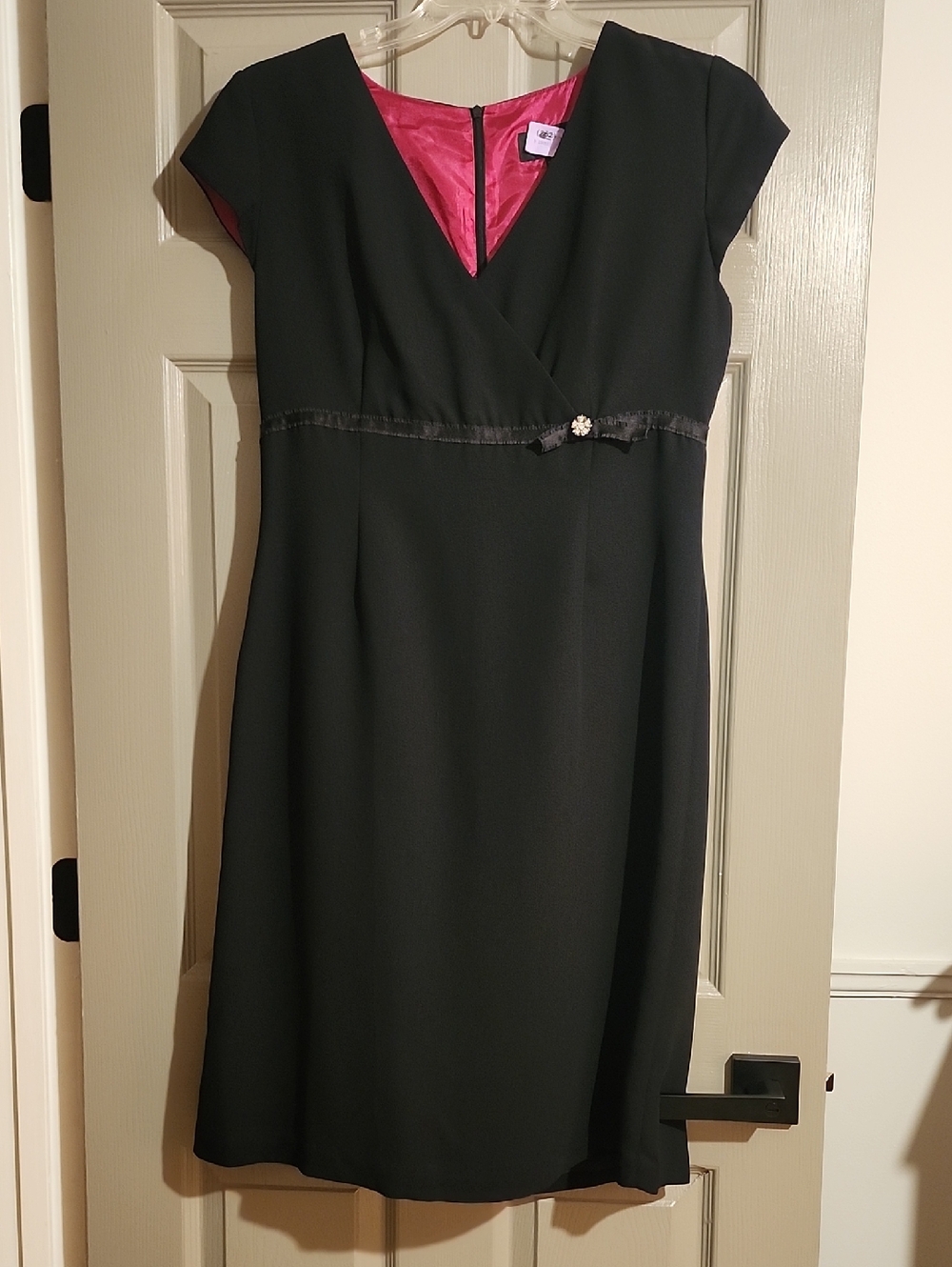 Studio I Black Cap-Sleeve Midi Dress with Pink Lining Size 12